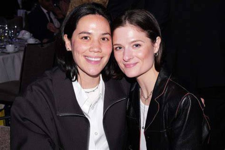 Abbi Jacobson’s Girlfriend: Who is Abbi Jacobson Dating?
