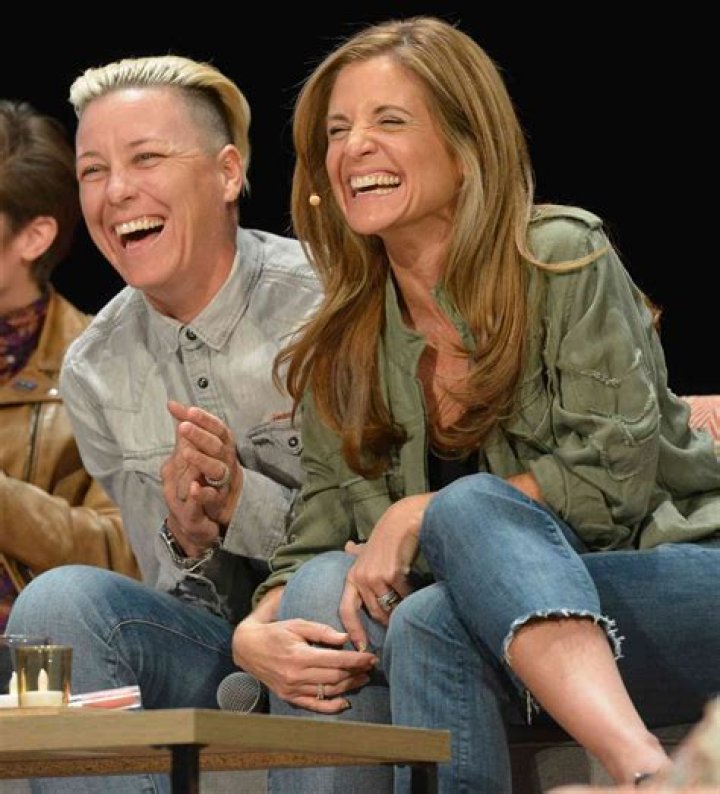 Abby Wambach’s Wife: Who is Abby Wambach Dating?