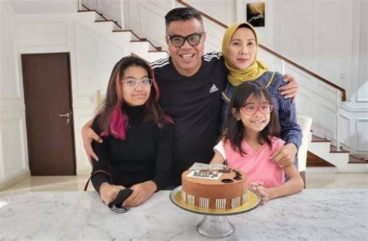 Abdel Achrian’s Girlfriend: Who is Abdel Achrian Dating?