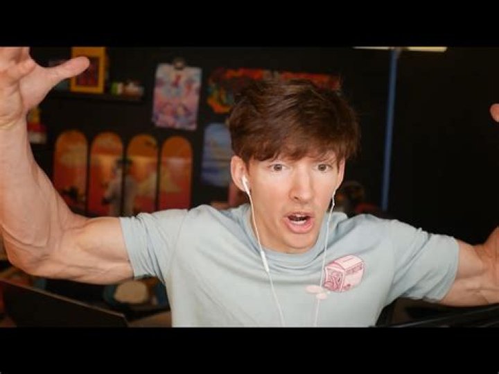 AlbertsStuff’s Girlfriend: Who is AlbertsStuff Dating?