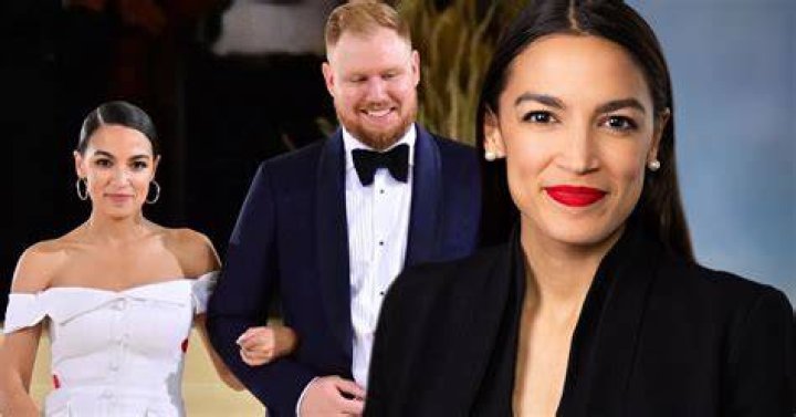 Alexandria Knight’s Boyfriend: Who is Alexandria Knight Dating?