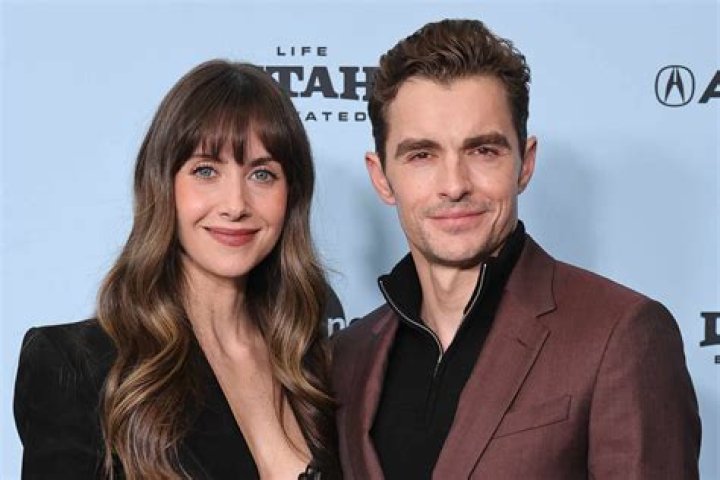 Alison Brie’s Husband: Who is Alison Brie Dating?