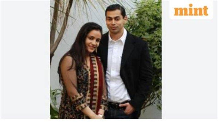 Aparna Vinod’s Boyfriend: Who is Aparna Vinod Dating?