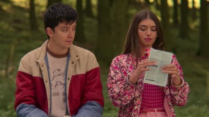 Asa Butterfield’s Girlfriend: Who is Asa Butterfield Dating?
