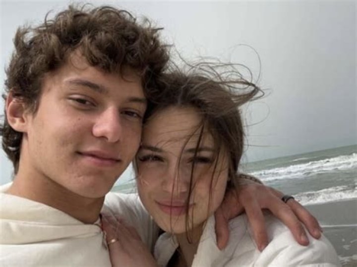 AtlasOfficial’s Girlfriend: Who is AtlasOfficial Dating?