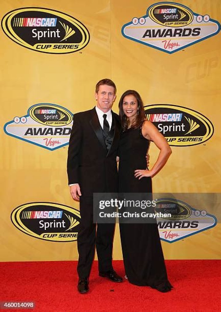 Carl Edwards’s Wife: Who is Carl Edwards Dating?
