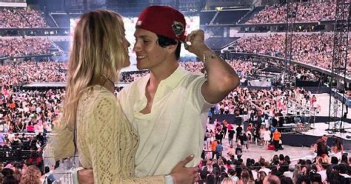 Chase Hudson’s Girlfriend: Who is Chase Hudson Dating?