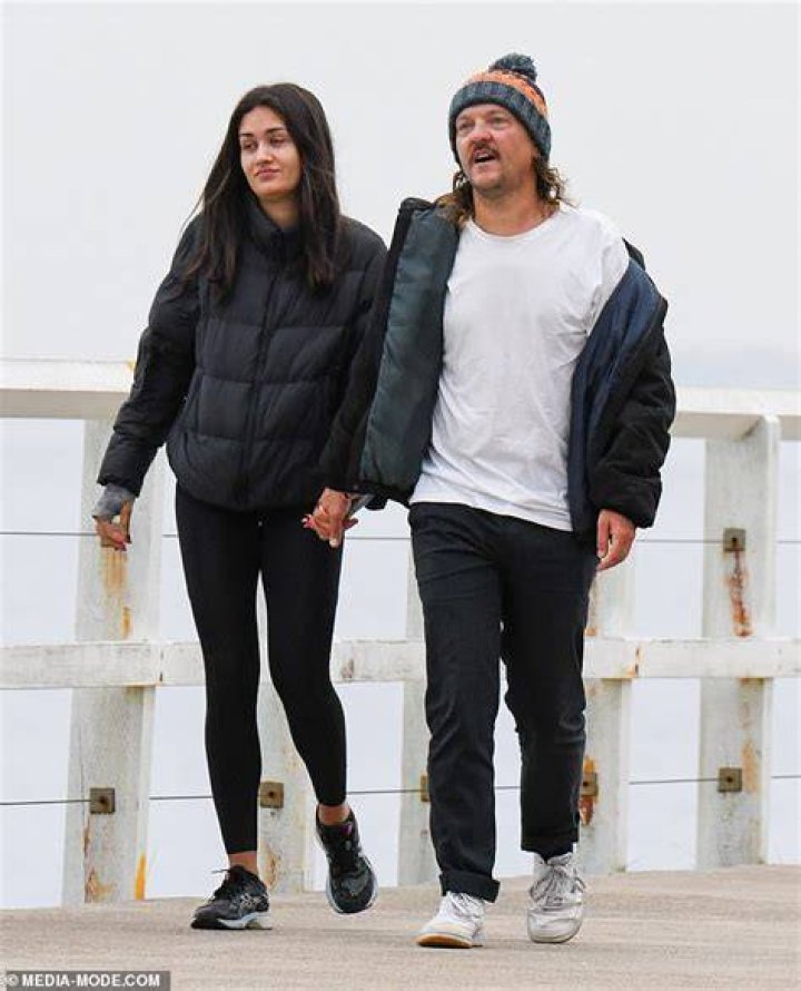 Chris Lilley’s Girlfriend: Who is Chris Lilley Dating?