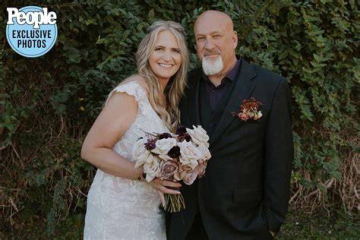 Christine Brecht’s Husband: Who is Christine Brecht Dating?