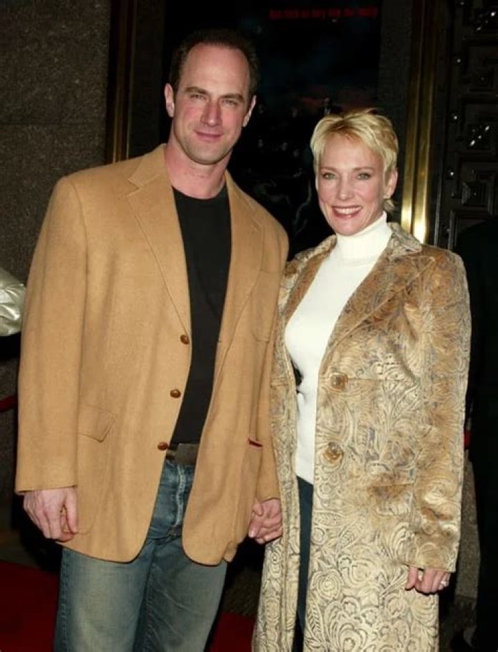 Christopher Meloni’s Wife: Who is Christopher Meloni Dating?
