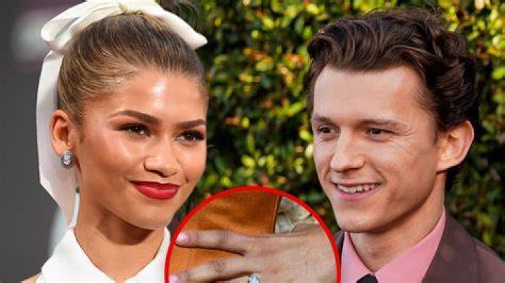 Cleo Toms’s Boyfriend: Who is Cleo Toms Dating?