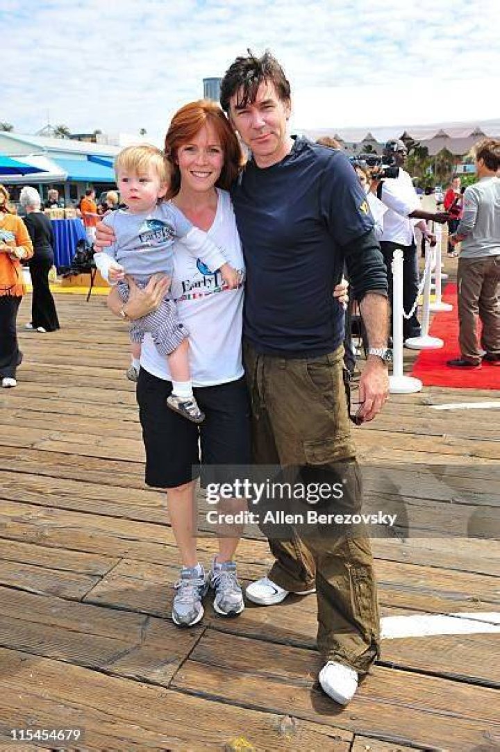 Clive Robertson’s Wife: Who is Clive Robertson Dating?
