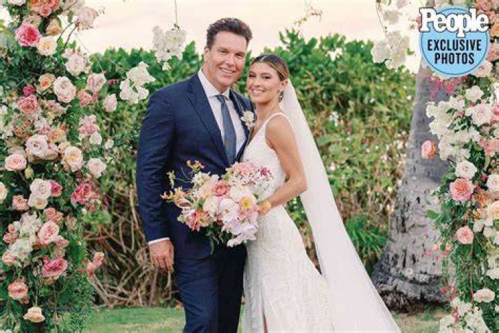 Dane Cook’s Girlfriend: Who is Dane Cook Dating?