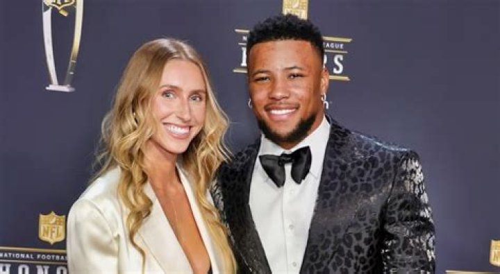 David Neres’s Girlfriend: Who is David Neres Dating?
