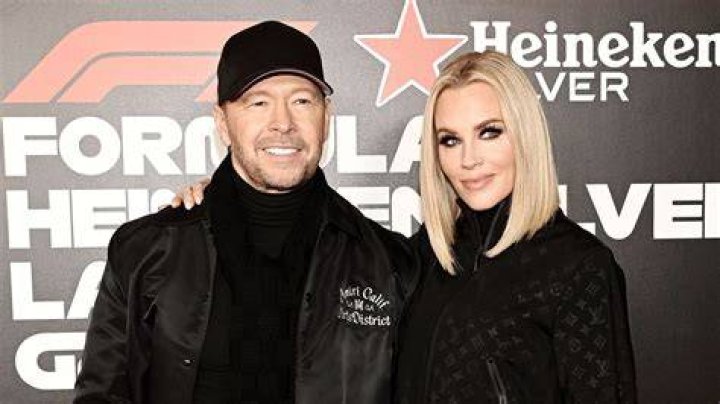 Donnie Wahlberg’s Wife: Who is Donnie Wahlberg Dating?