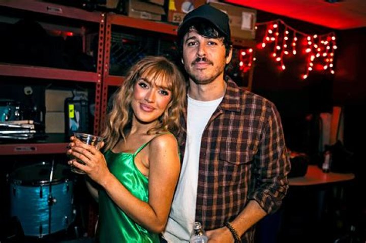 Douglas Booth’s Girlfriend: Who is Douglas Booth Dating?