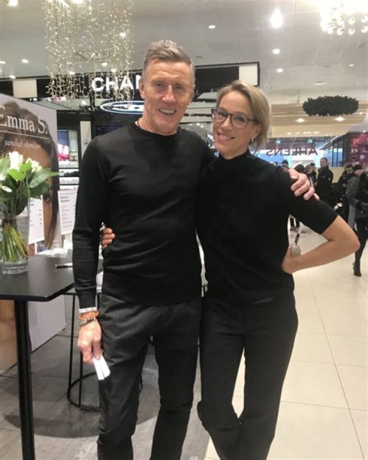 Emma Wiklund’s Husband: Who is Emma Wiklund Dating?