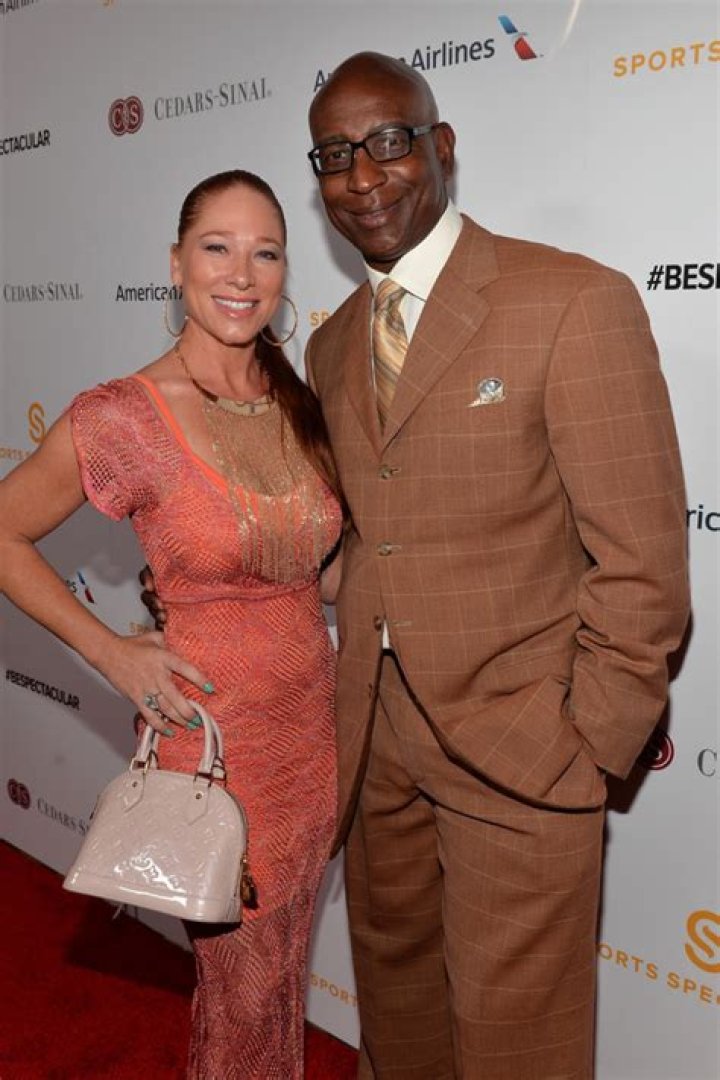 Eric Dickerson’s Wife: Who is Eric Dickerson Dating?
