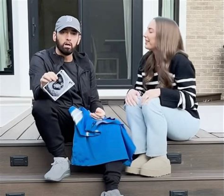 Evan The Card Guy’s Girlfriend: Who is Evan The Card Guy Dating?