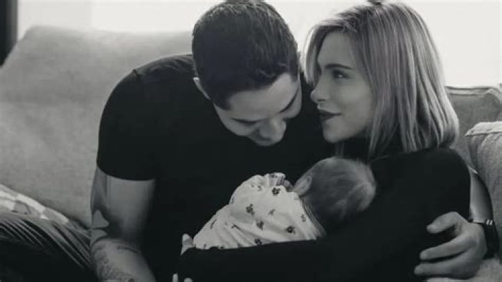 Fer Moreno’s Boyfriend: Who is Fer Moreno Dating?