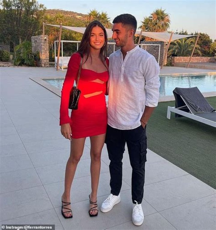 Ferrán Torres’s Girlfriend: Who is Ferrán Torres Dating?