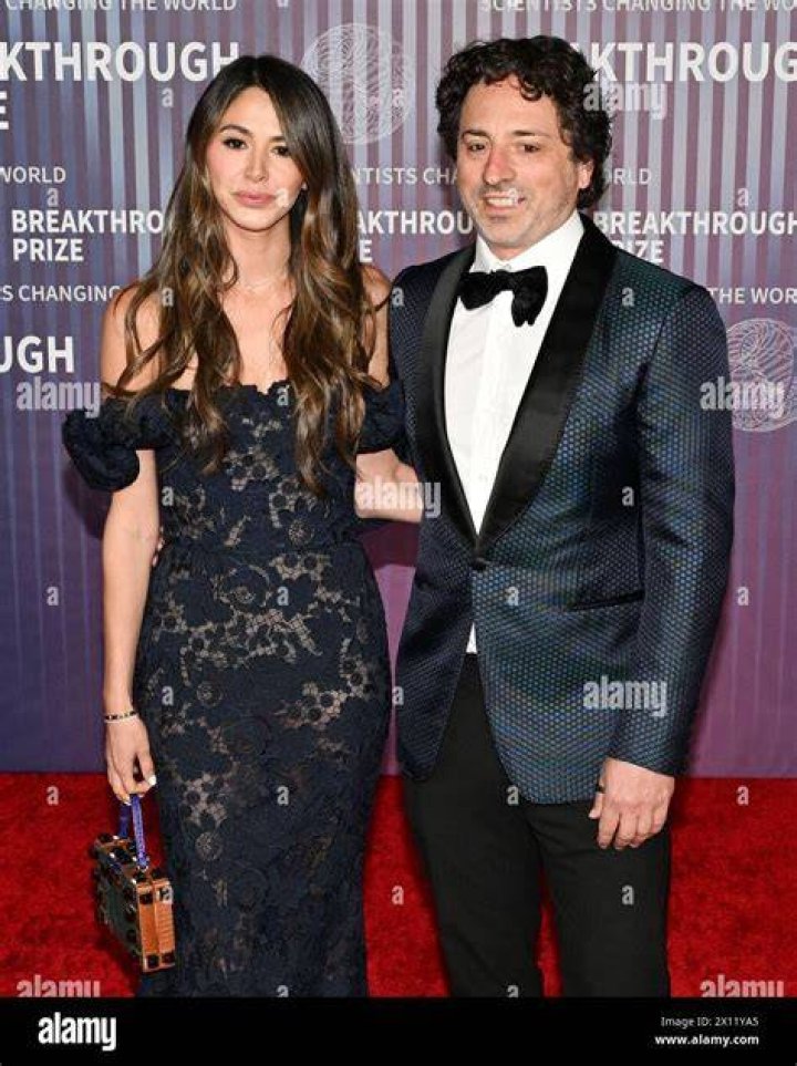 Gilbert Muniz’s Girlfriend: Who is Gilbert Muniz Dating?