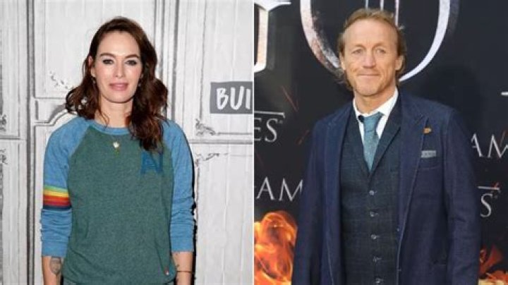 Gillian Flynn’s Husband: Who is Gillian Flynn Dating?