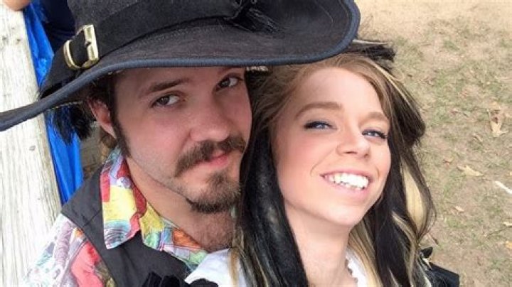 Grav3yardgirl’s Boyfriend: Who is Grav3yardgirl Dating?
