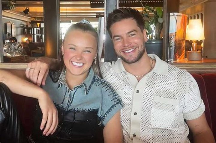 Hadleyclairee’s Boyfriend: Who is Hadleyclairee Dating?