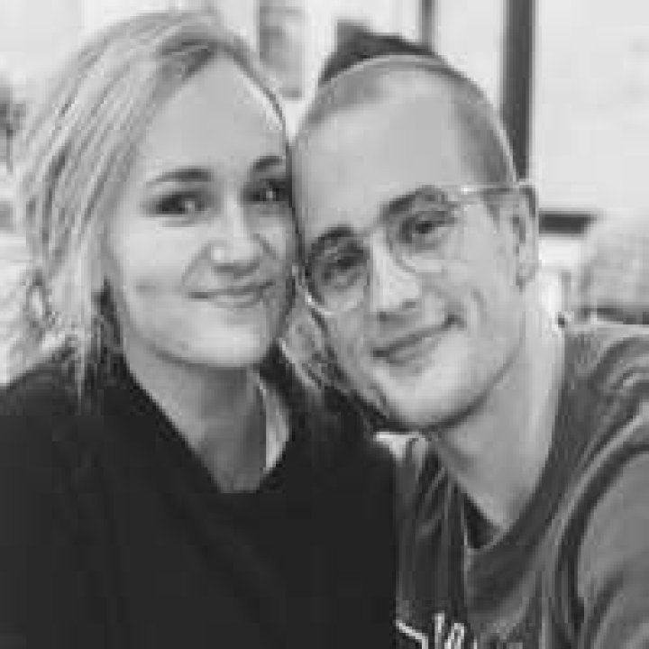 Hollyn’s Boyfriend: Who is Hollyn Dating?