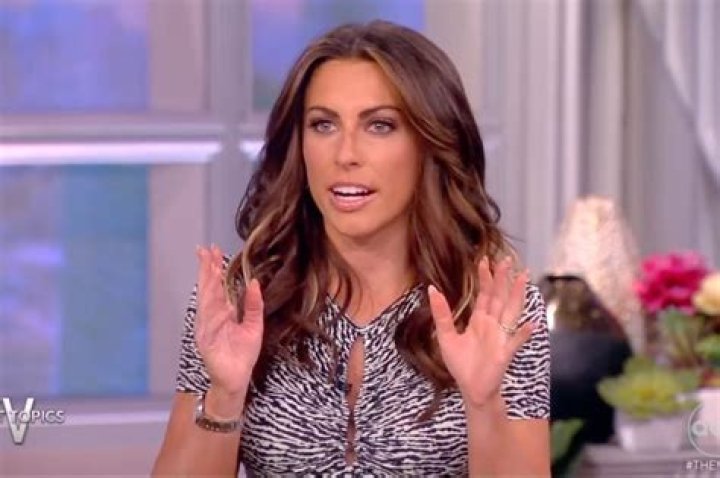 Janice Garay’s Girlfriend: Who is Janice Garay Dating?