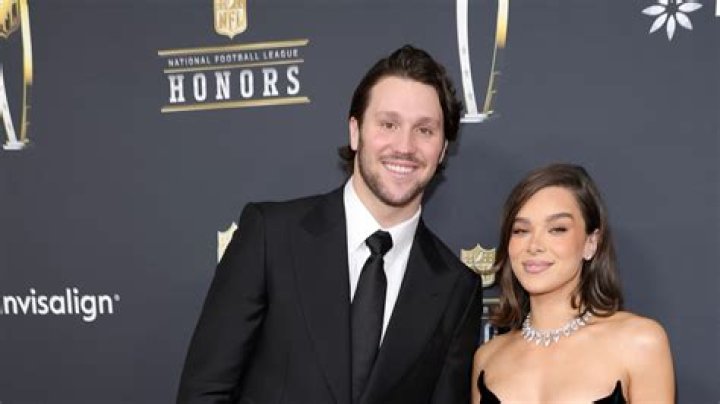 Josh Bogert’s Girlfriend: Who is Josh Bogert Dating?