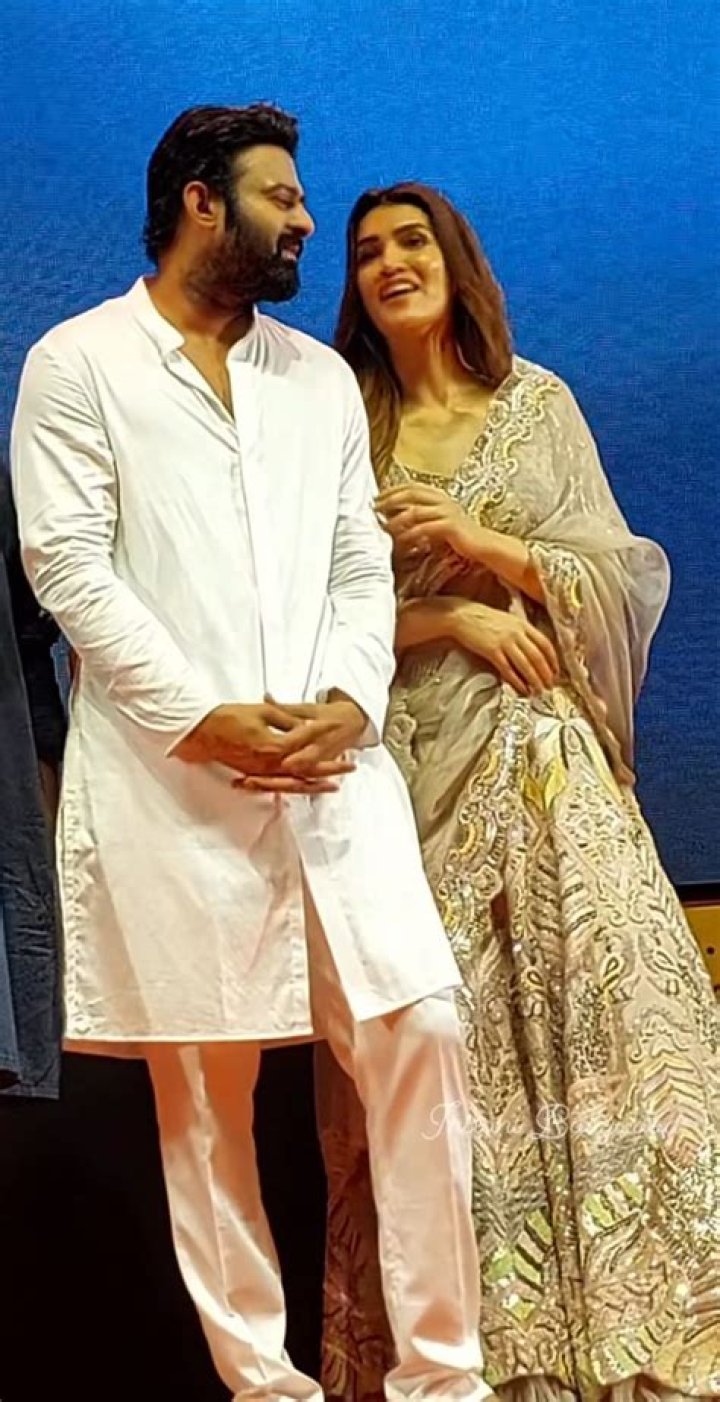 Kriti Nayar’s Boyfriend: Who is Kriti Nayar Dating?