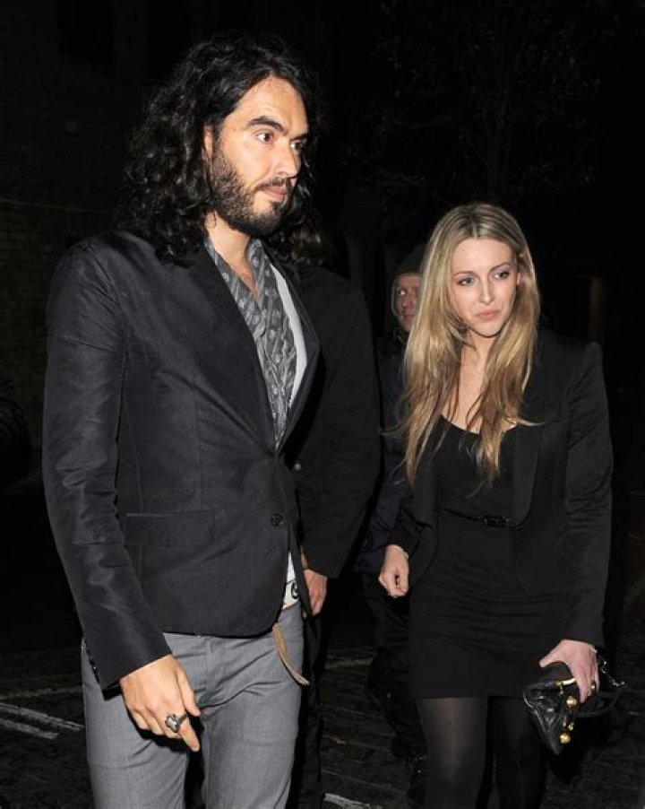Laura Gallacher’s Husband: Who is Laura Gallacher Dating?