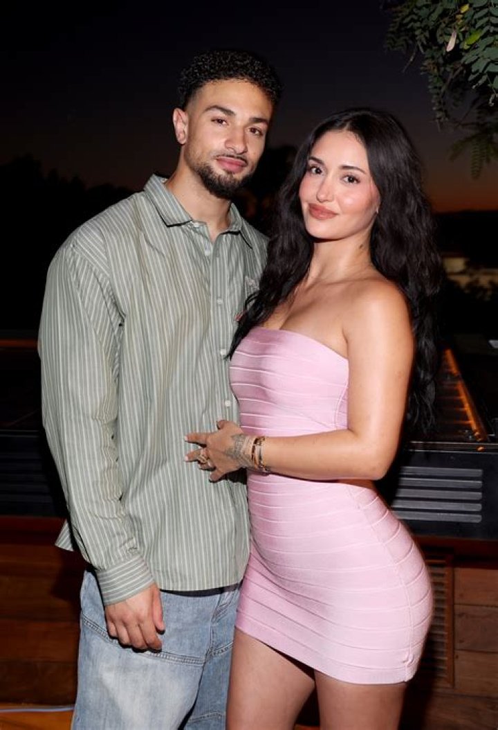 Leah Joan’s Boyfriend: Who is Leah Joan Dating?