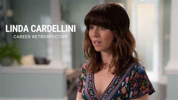 Linda Cardellini’s Boyfriend: Who is Linda Cardellini Dating?