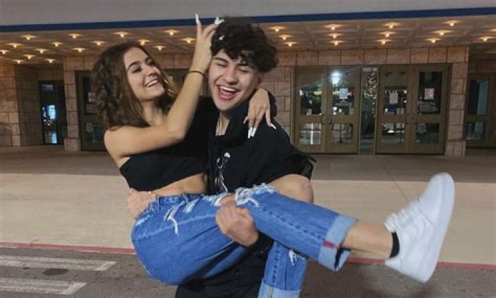 Marc Gomez’s Girlfriend: Who is Marc Gomez Dating?