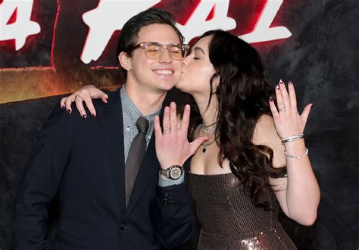 Mary Mouser’s Boyfriend: Who is Mary Mouser Dating?