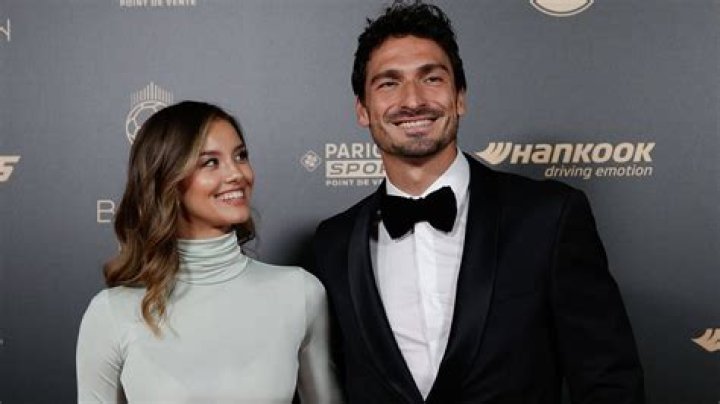 Mats Hummels’s Girlfriend: Who is Mats Hummels Dating?