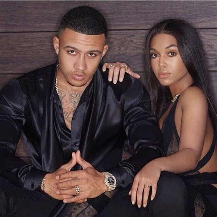 Memphis Depay’s Girlfriend: Who is Memphis Depay Dating?
