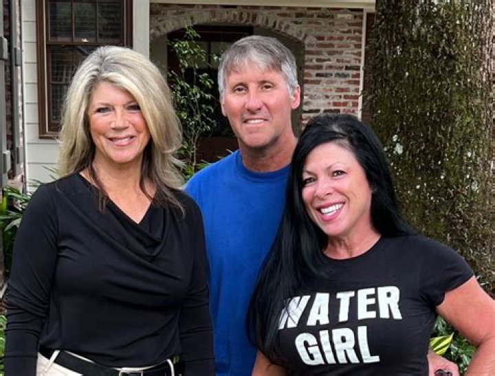 Michael Hurst’s Wife: Who is Michael Hurst Dating?