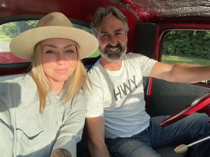 Mike Wolfe’s Wife: Who is Mike Wolfe Dating?