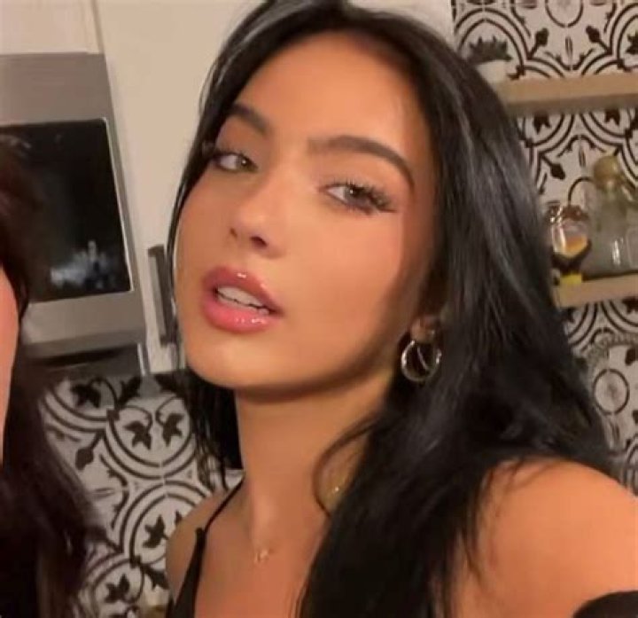 Nicole Moreira’s Girlfriend: Who is Nicole Moreira Dating?