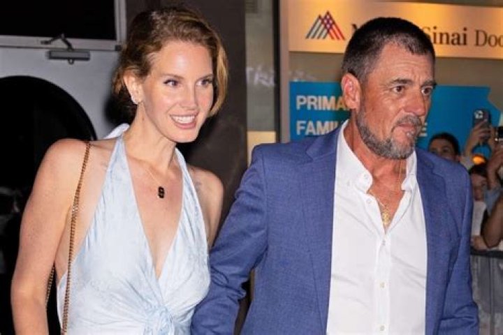 Nieves Alvarez’s Husband: Who is Nieves Alvarez Dating?