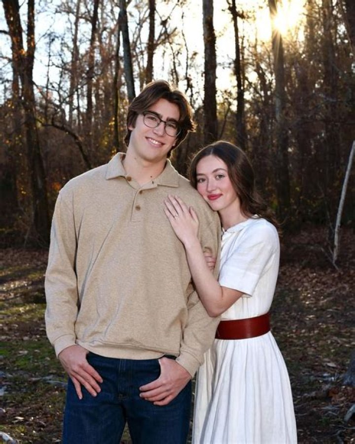 Rebecca Robertson’s Boyfriend: Who is Rebecca Robertson Dating?