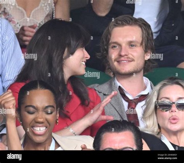 Reeve Carney’s Girlfriend: Who is Reeve Carney Dating?