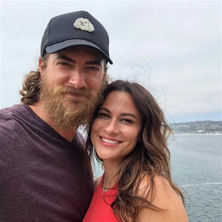 Rhett McLaughlin’s Wife: Who is Rhett McLaughlin Dating?