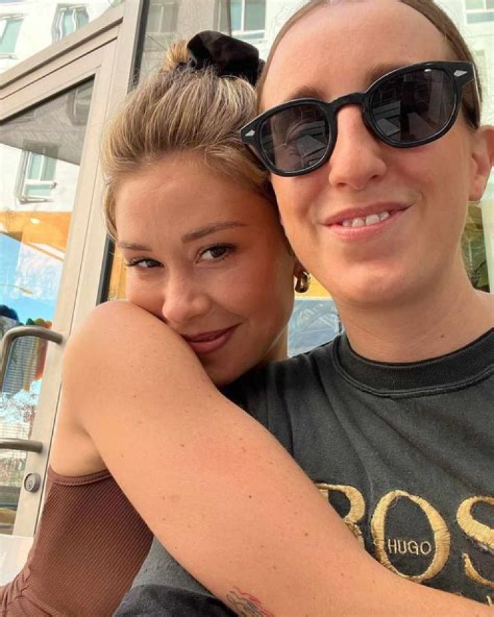 Robbie Knox’s Girlfriend: Who is Robbie Knox Dating?