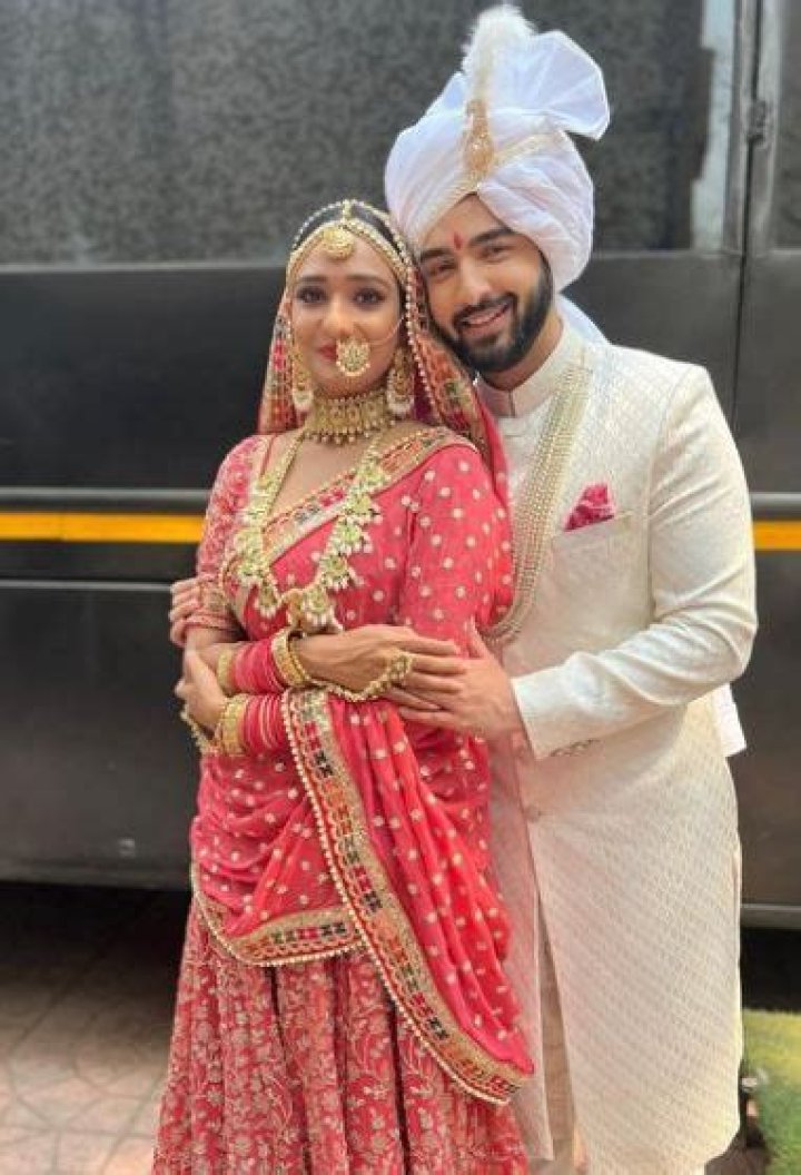 Rohit Suchanti’s Girlfriend: Who is Rohit Suchanti Dating?