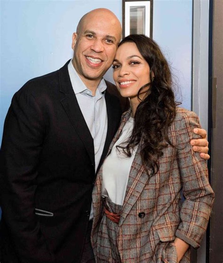 Rosario Victorio’s Girlfriend: Who is Rosario Victorio Dating?